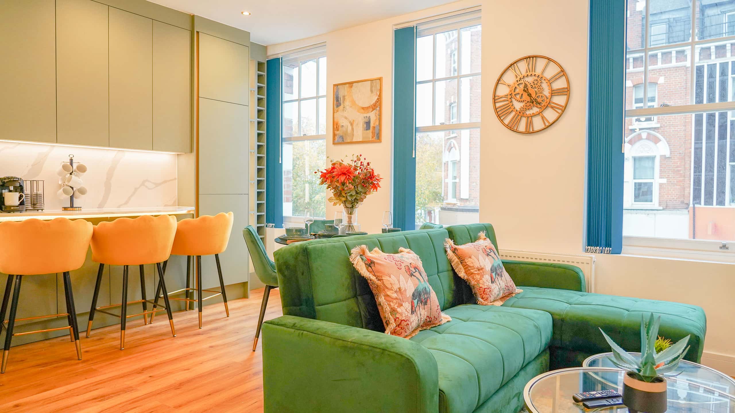 Spacious and Stylish Apartment in Central London، صورة 1