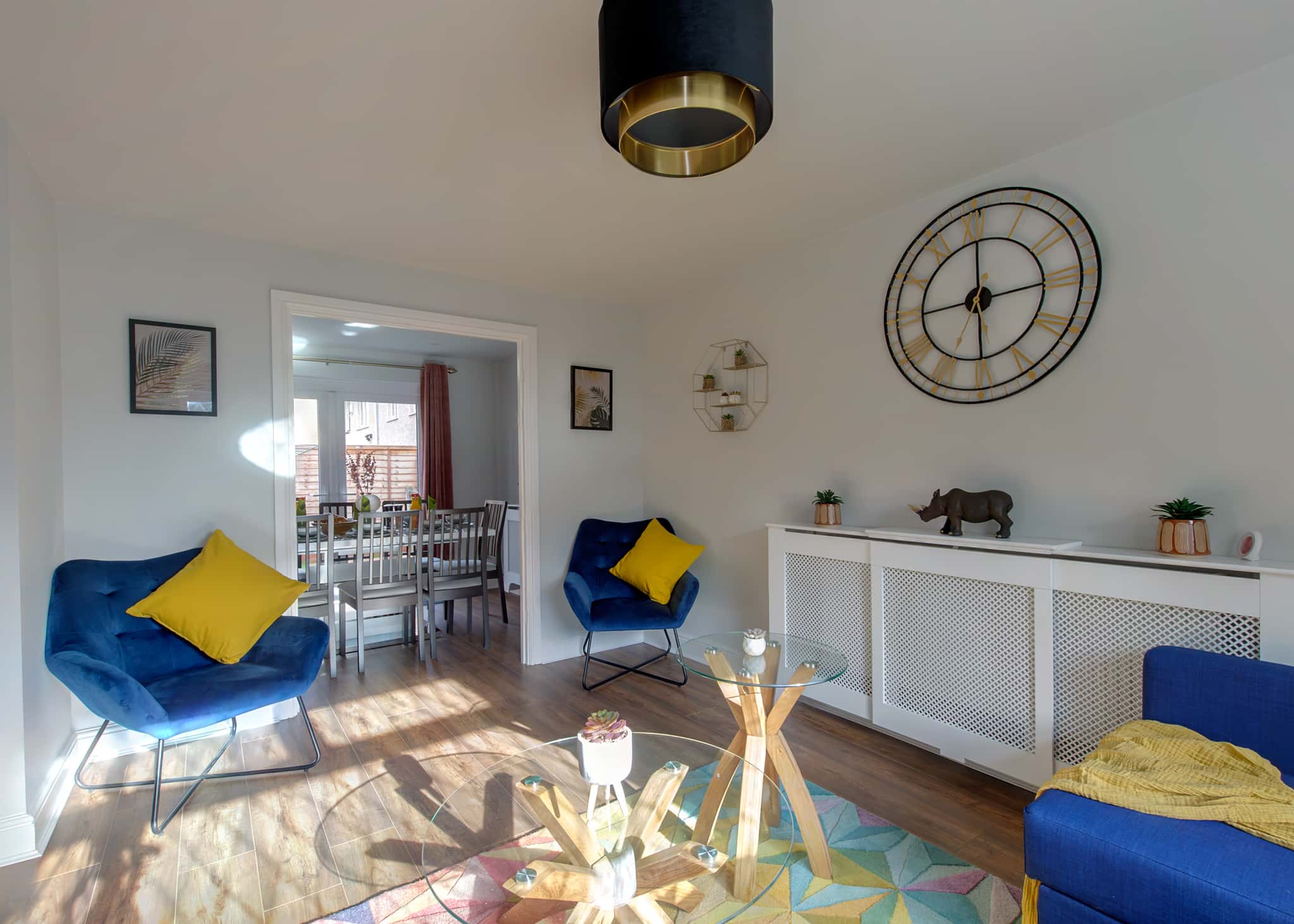Modern 3 Bedroom House with Terrace in Nottingham (3)