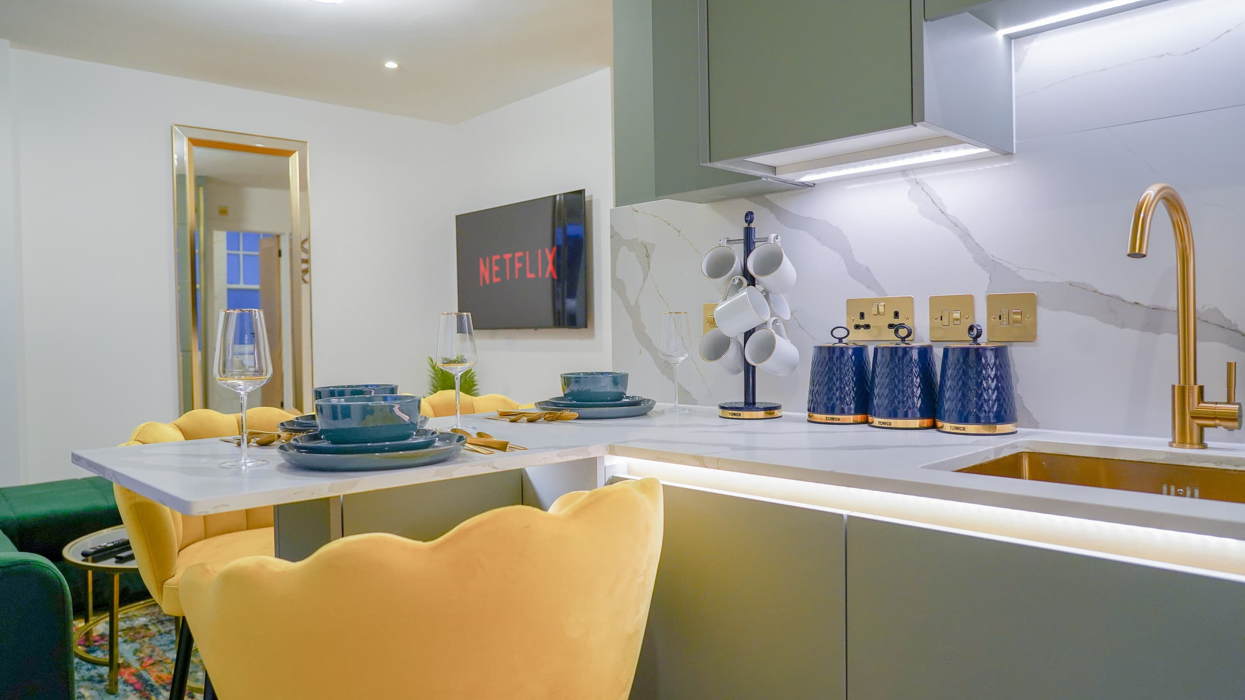 Stylish Spacious Apartment in Clapham Junction (3)