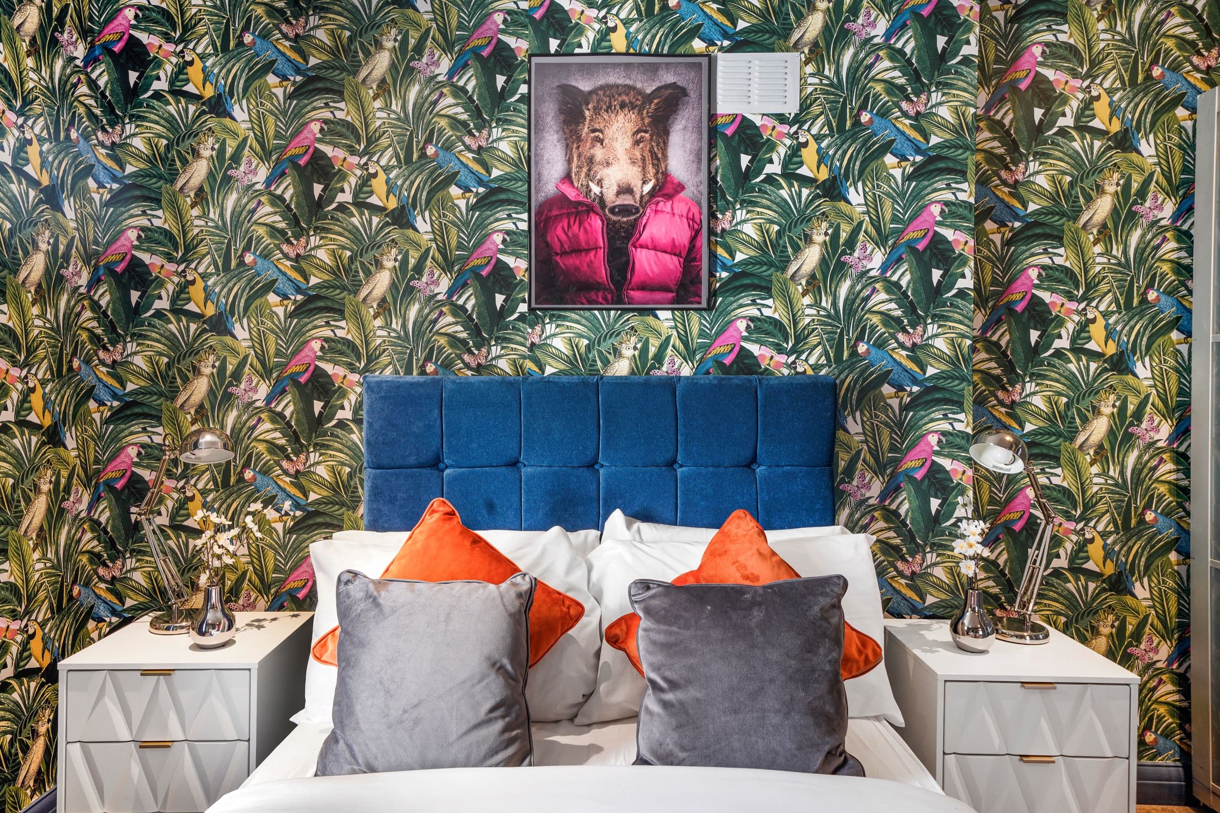 Elegant London flat FREE Parking & Modern Comforts (1)