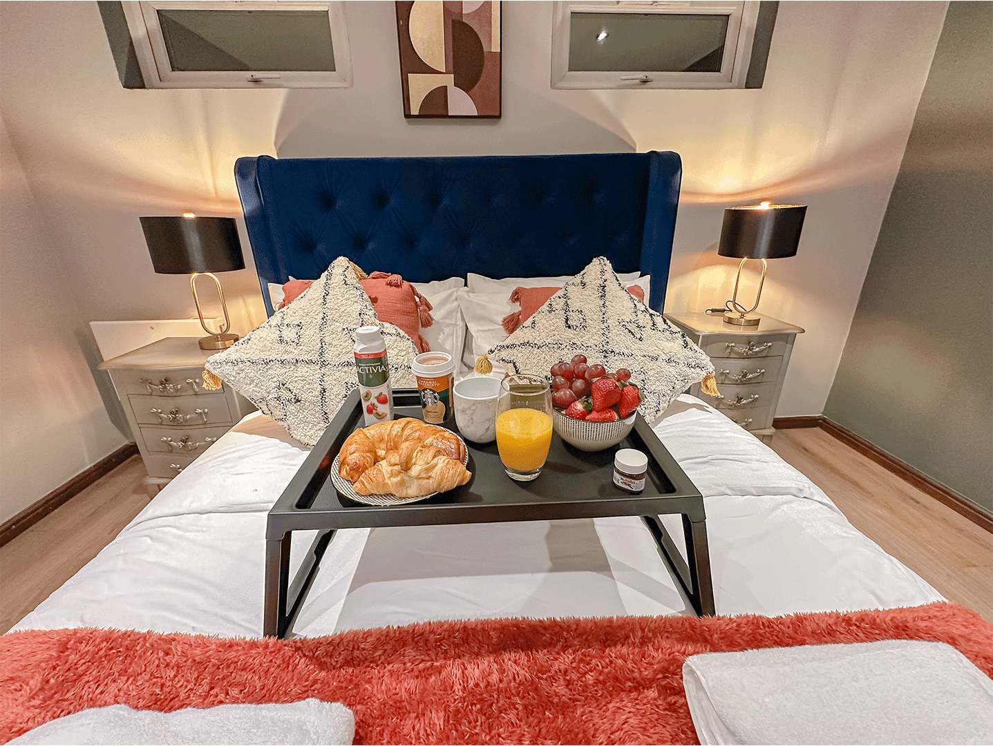 Stunning Studio Garden House with Free Wi-fi & Parking (4)