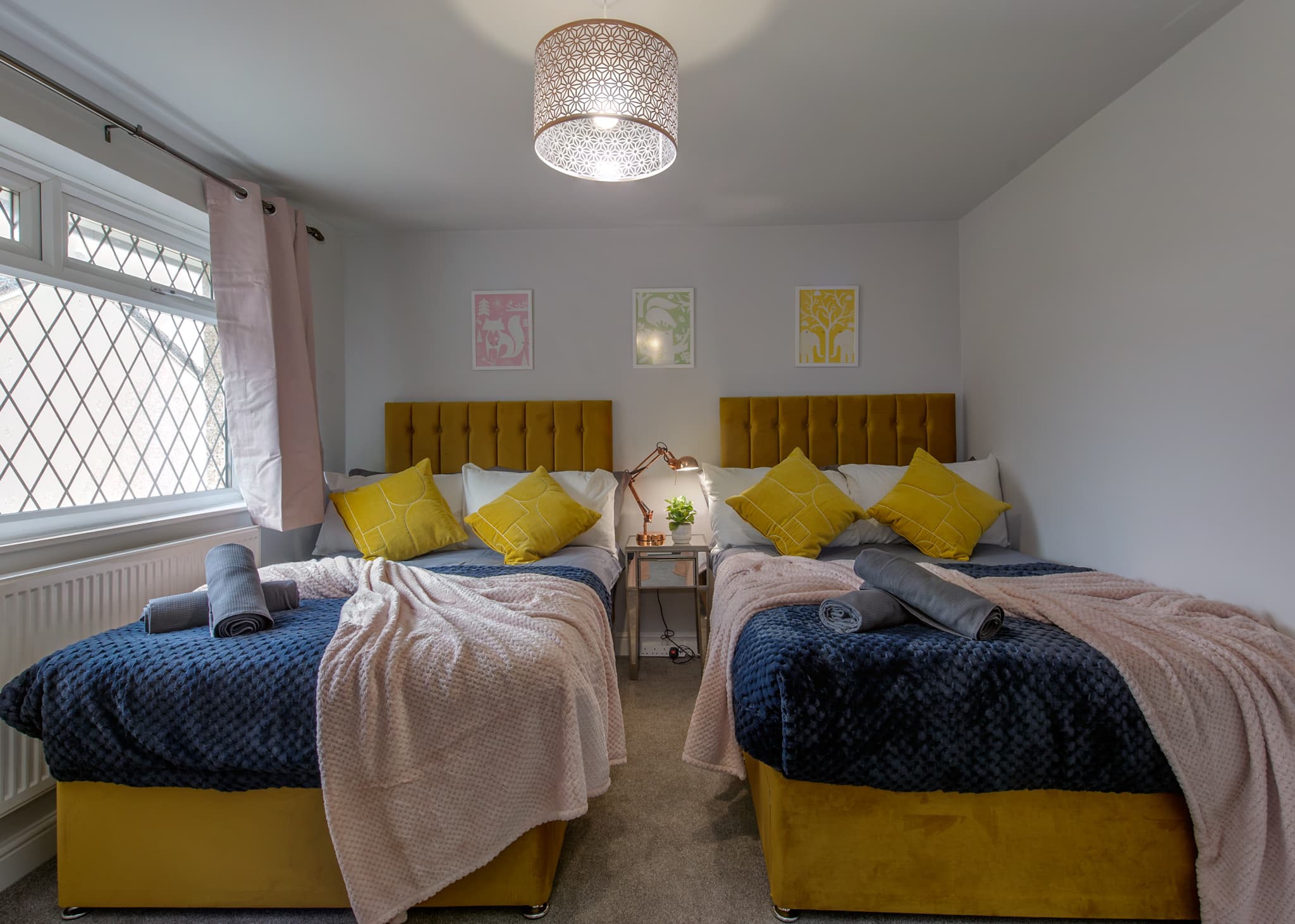 Modern 3 Bedroom House with Terrace in Nottingham (10)