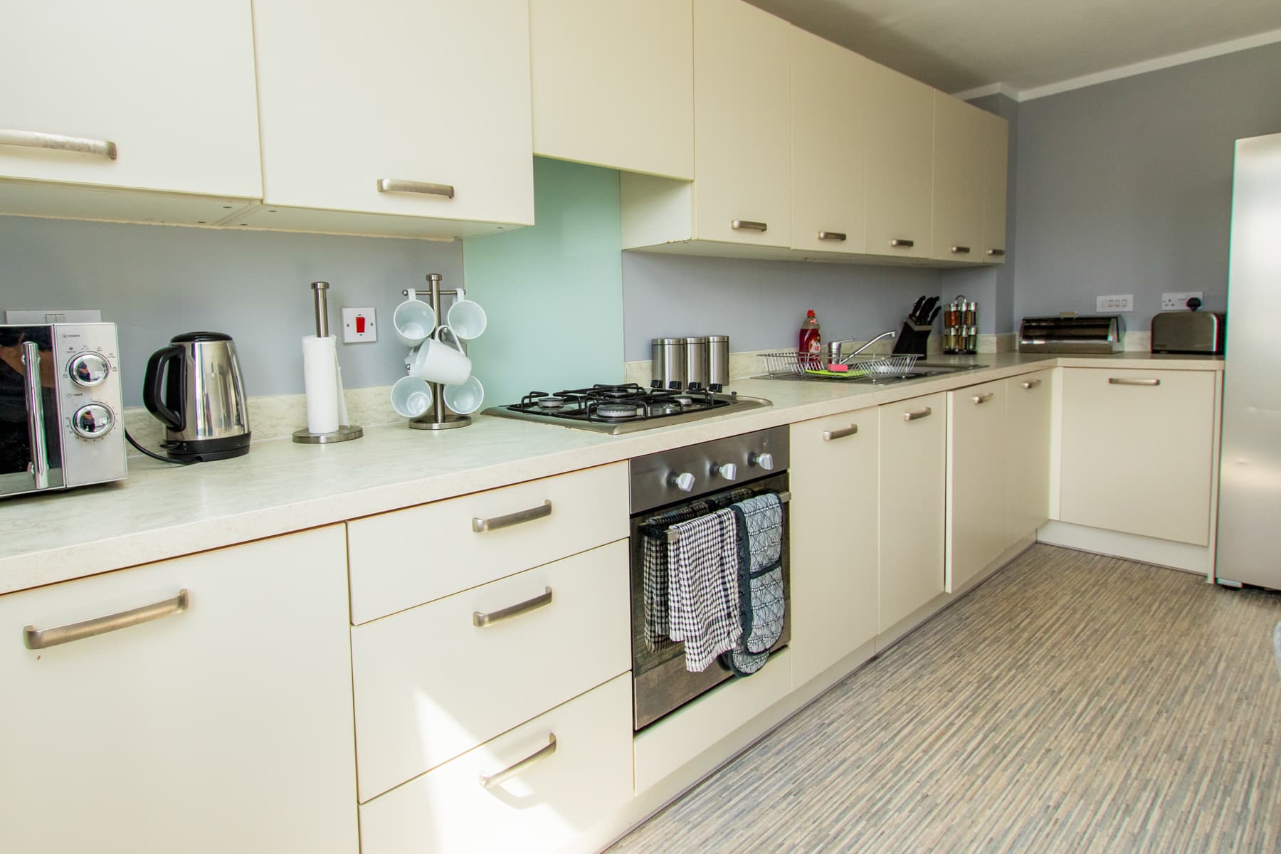 3 Bedroom House with Free Parking in Nottingham (7)
