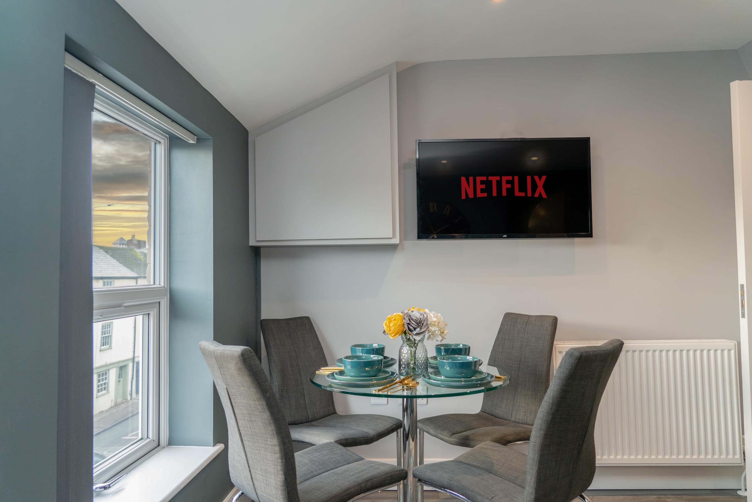 Modern Jewel Apartment in Central Oxford with Terrace (8)