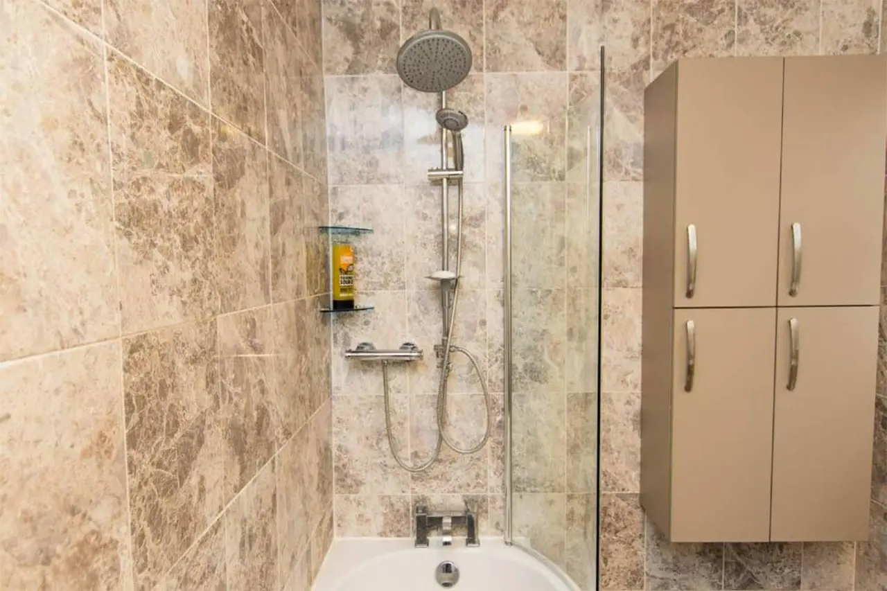 Newly Renovated Perfect Family Home in Nottingham (9)